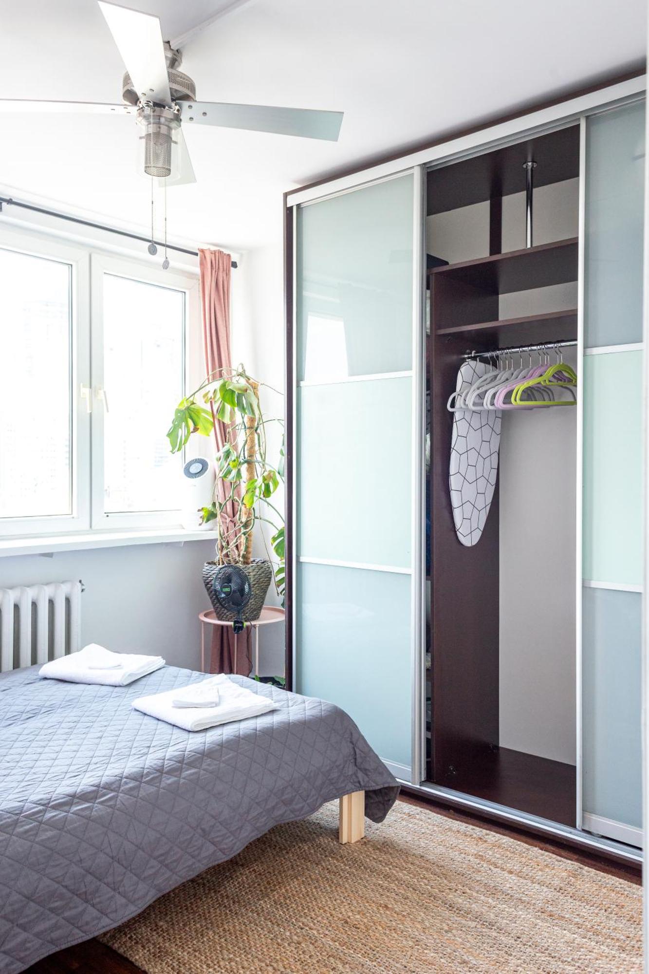 Iron Sunset Apartment Warsaw Exterior photo